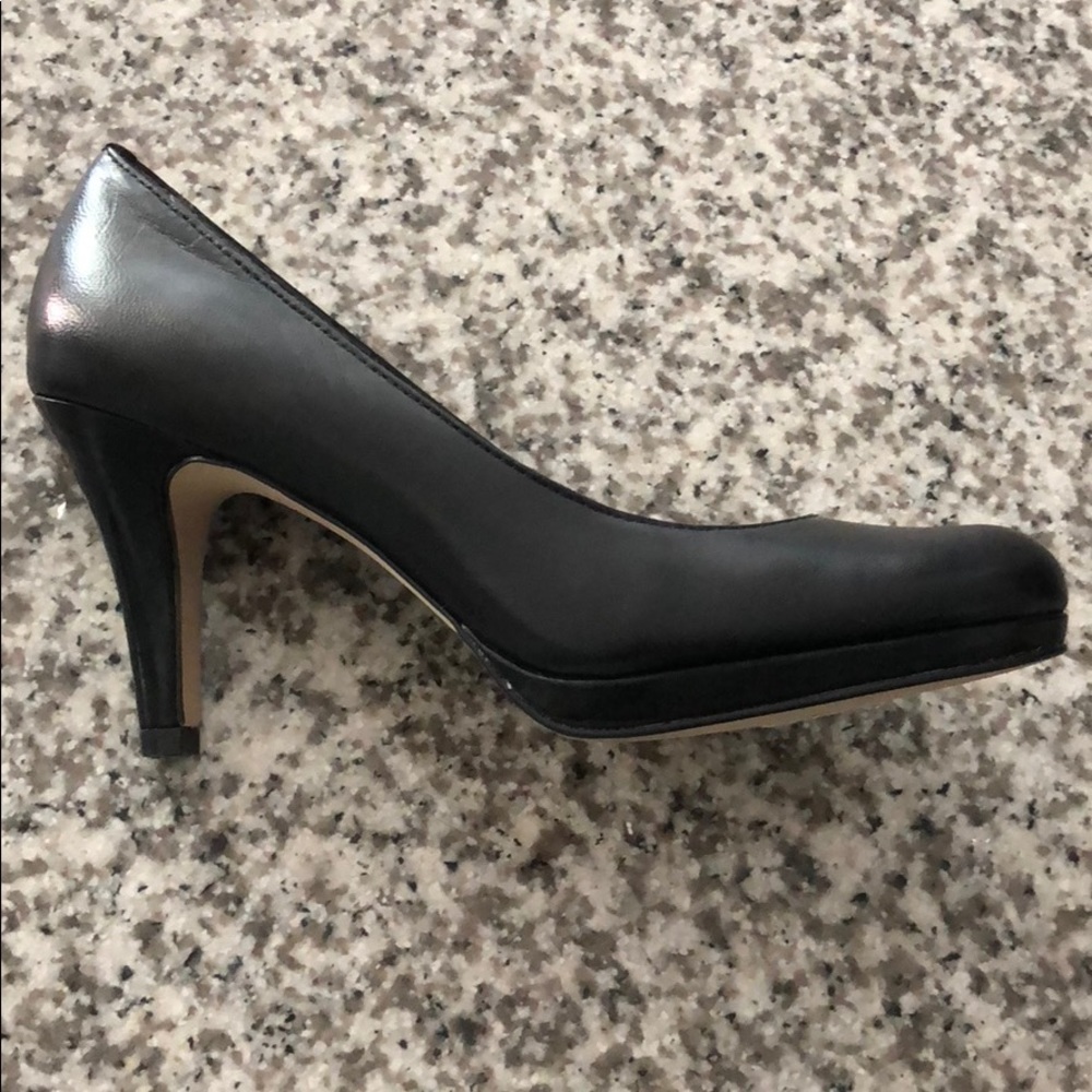 Anne Klein, Black Leather, Size: 6M